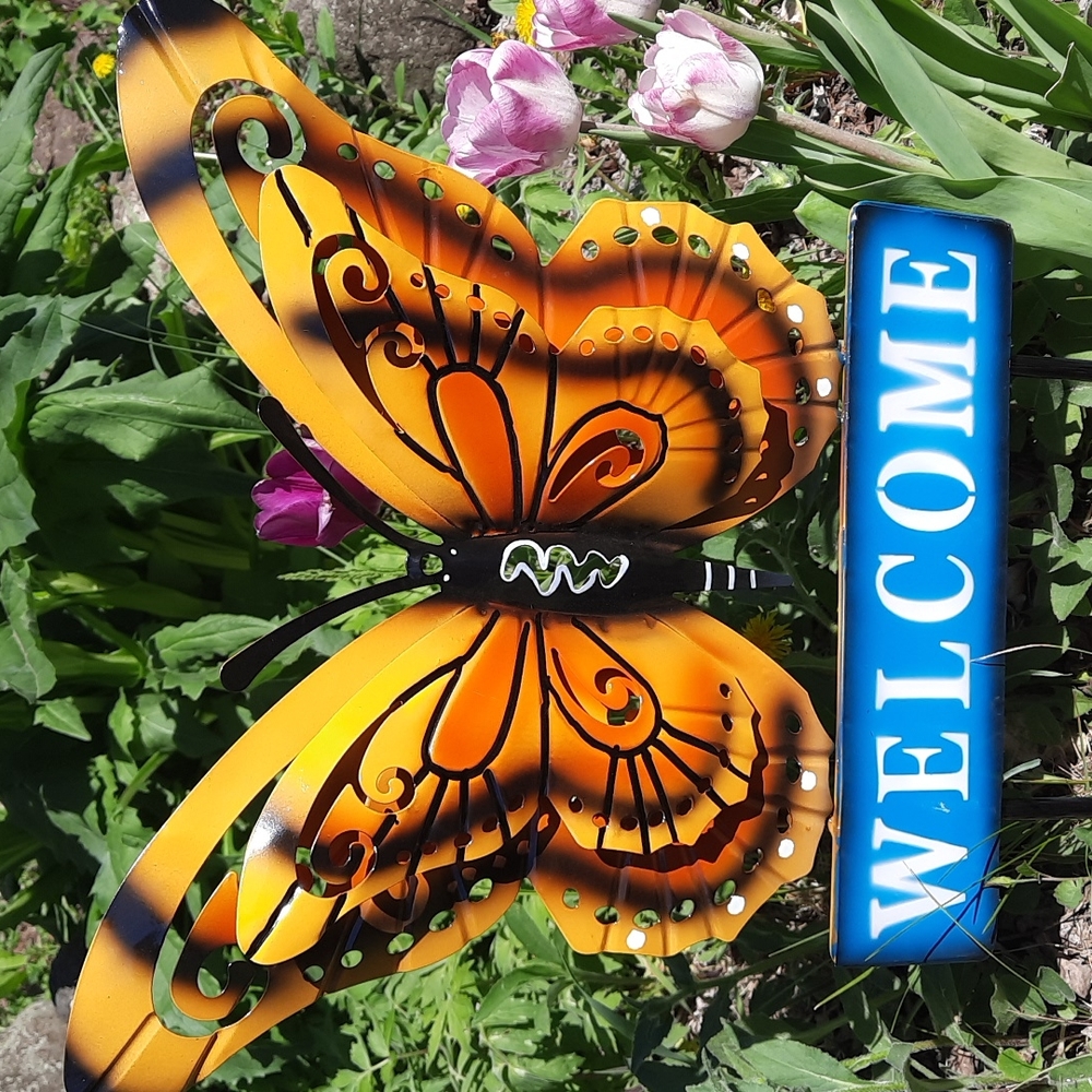 Metal Butterfly Yard Garden Art Decoration Welcome Handmade Hand Painted